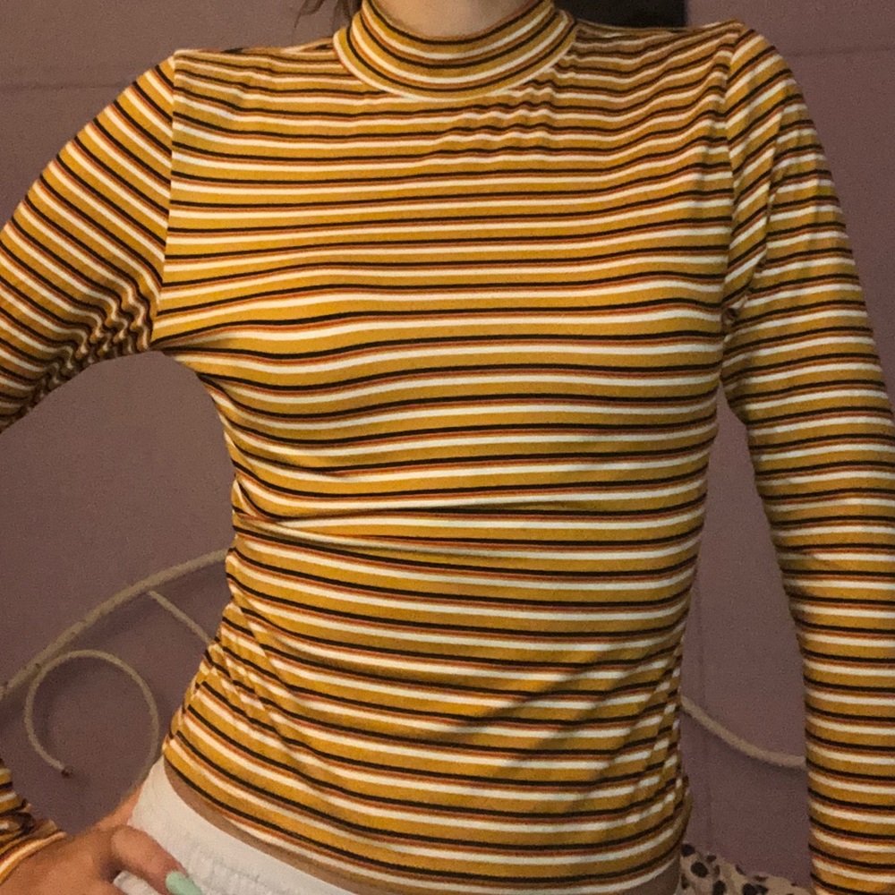 Yellow striped Cropped turtle neck top